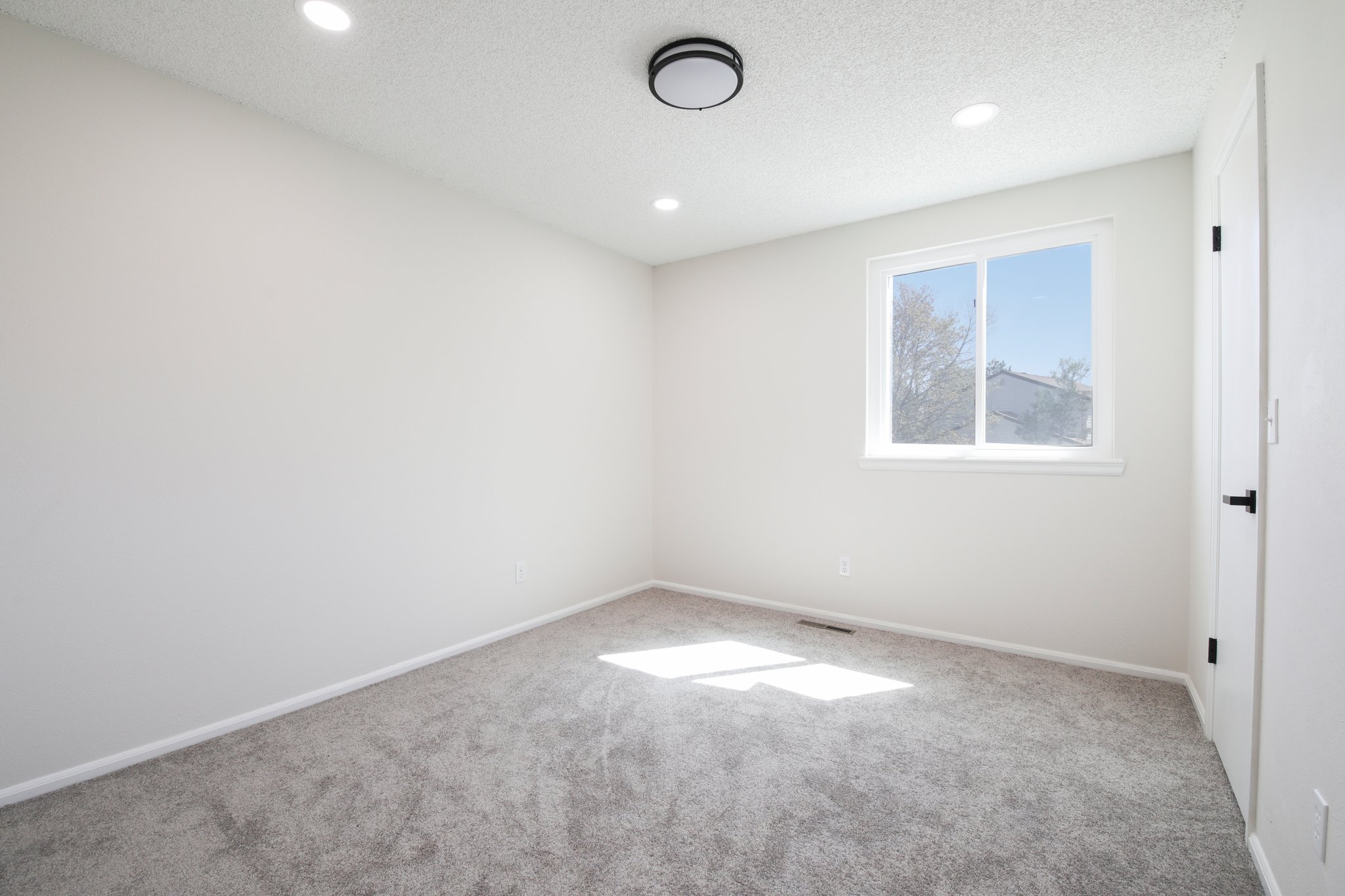 S Corona Way-S1604-024.jpg