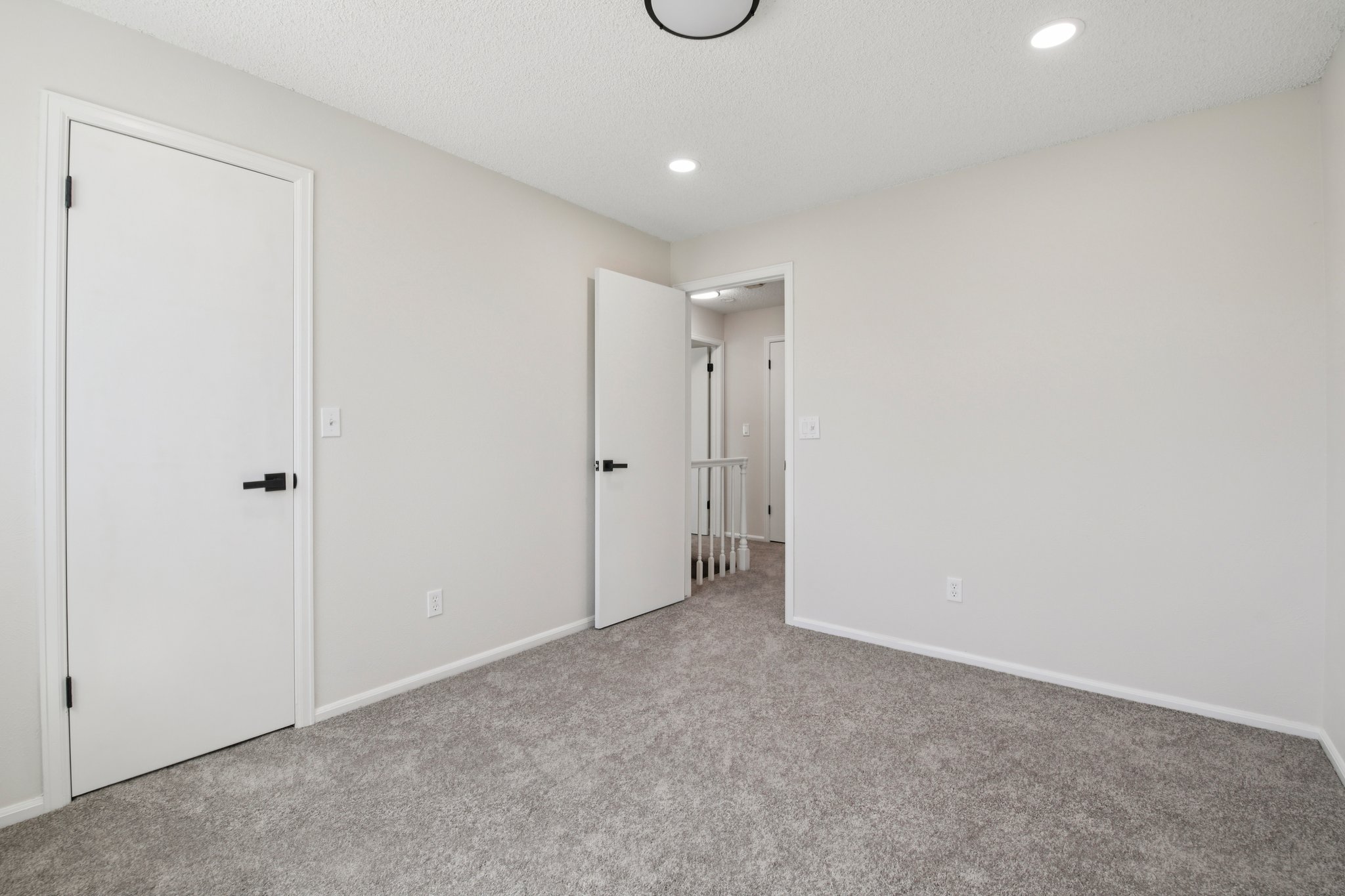 S Corona Way-S1604-025.jpg