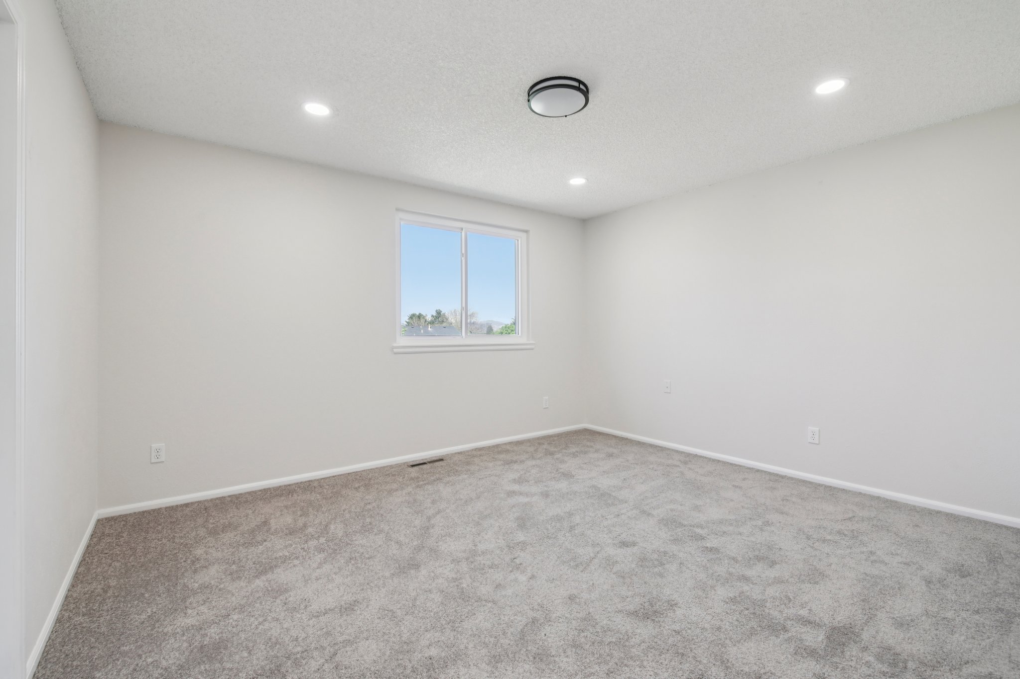 S Corona Way-S1604-026.jpg