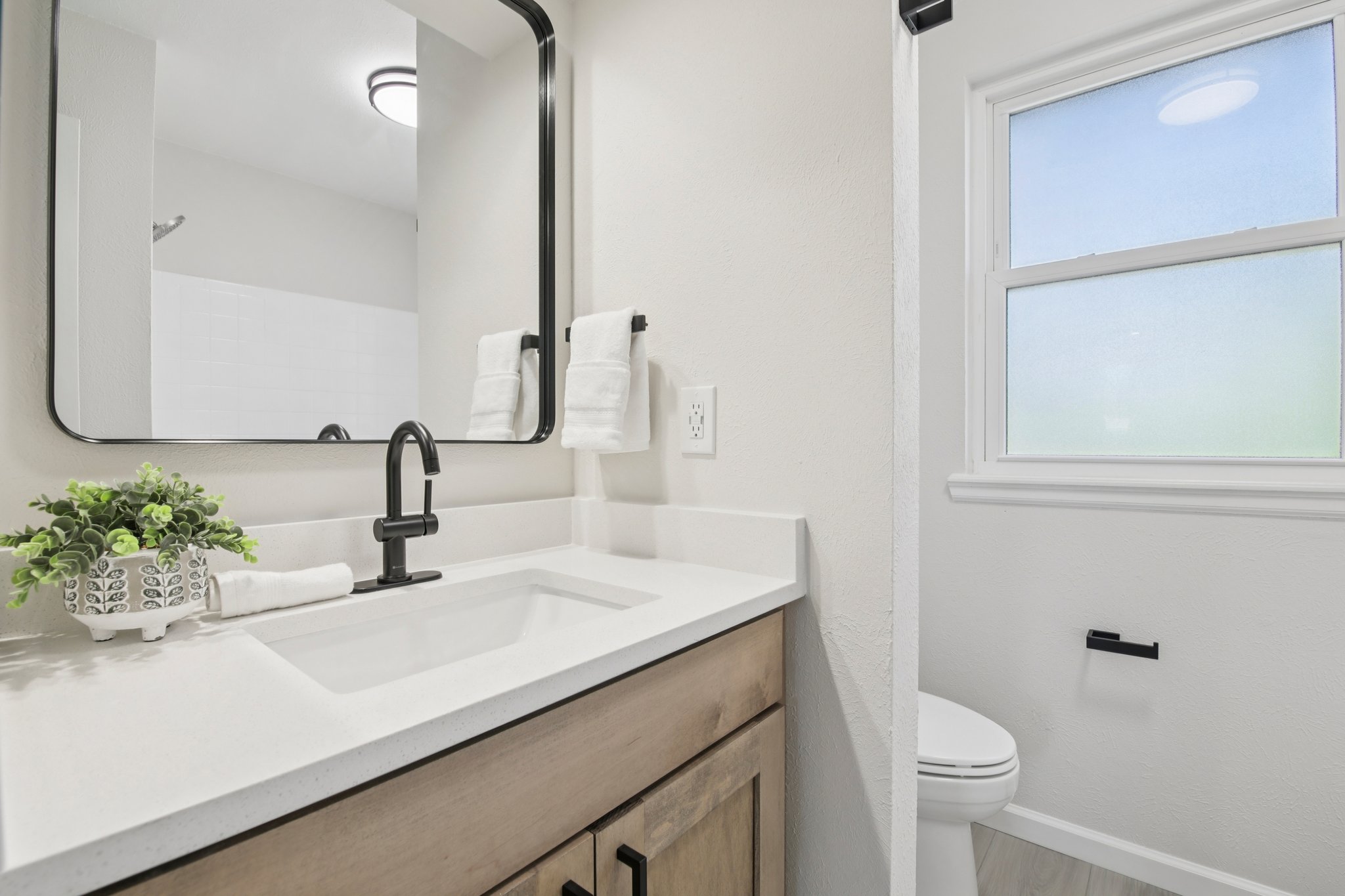 S Corona Way-S1604-030.jpg