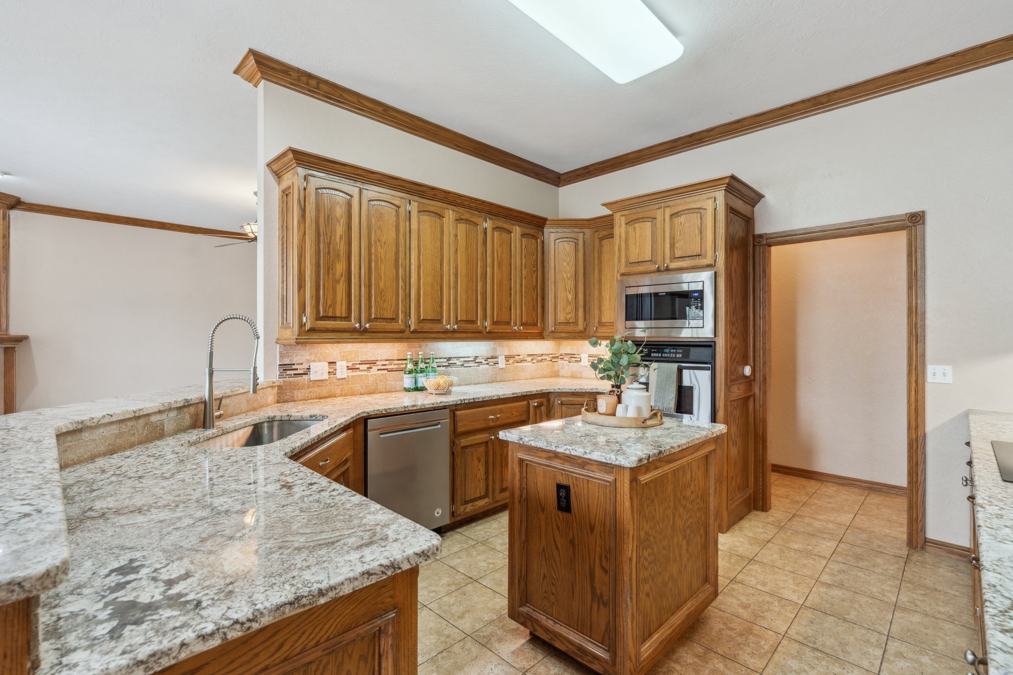 7904 Austrian Ln_016.jpg