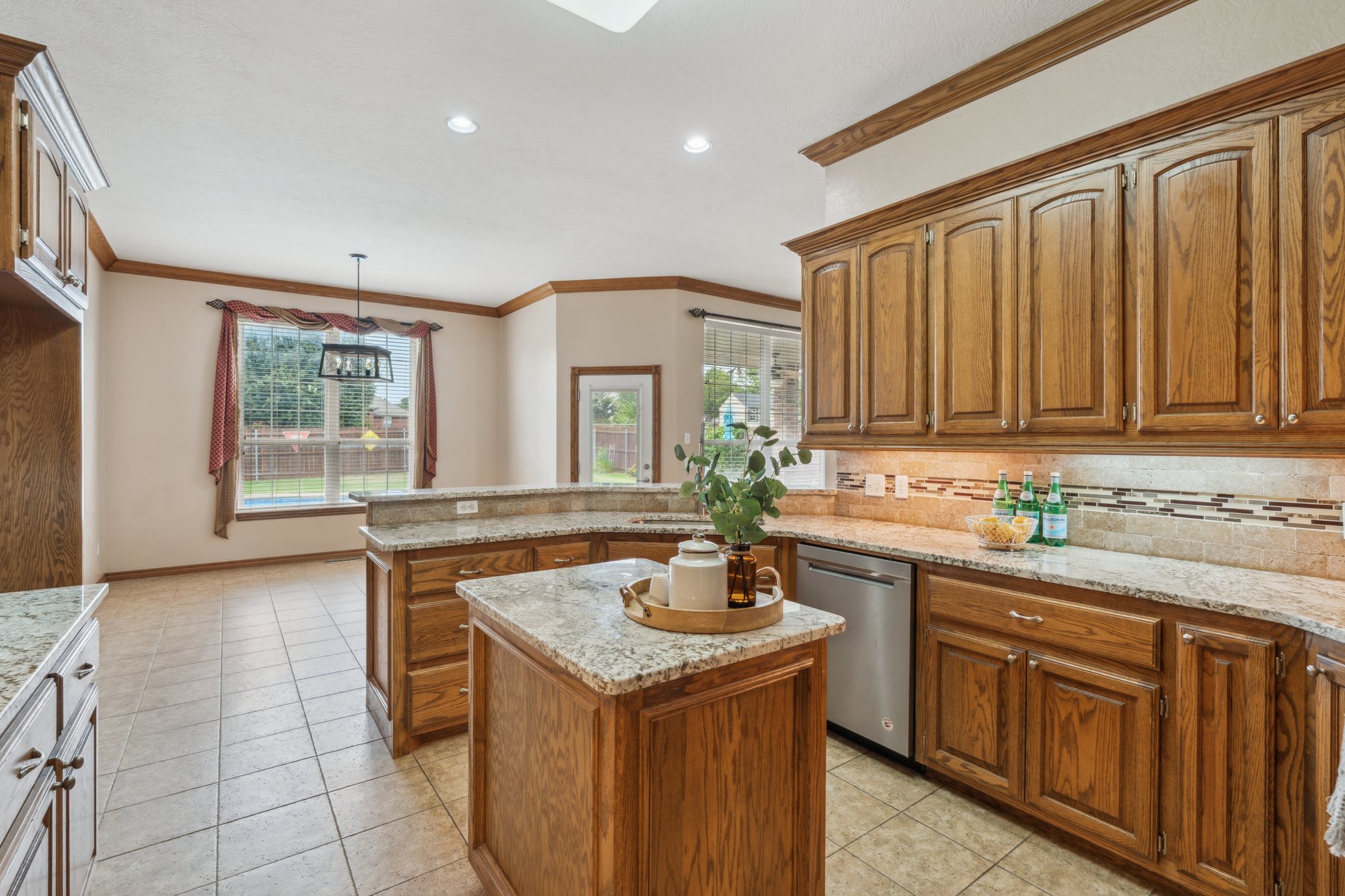 7904 Austrian Ln_019.jpg