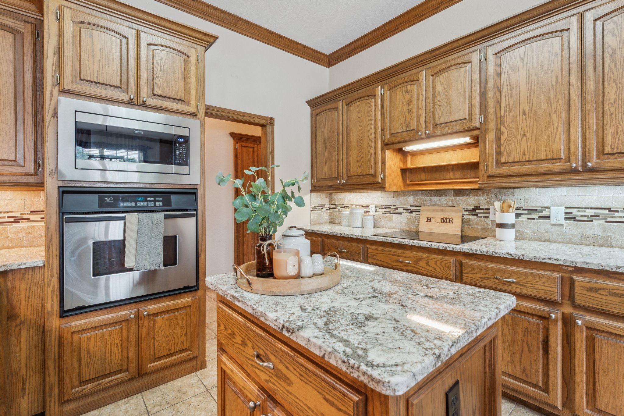 7904 Austrian Ln_021.jpg