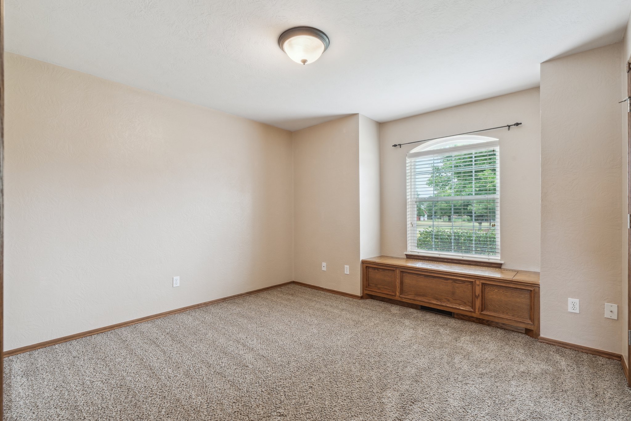 7904 Austrian Ln_025.jpg