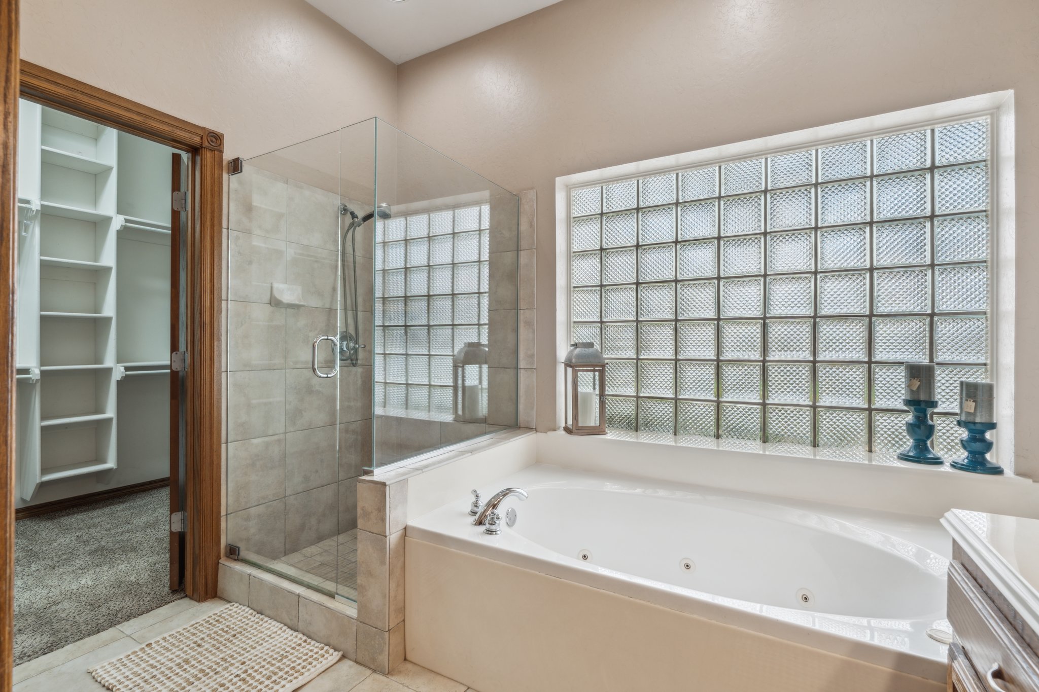 7904 Austrian Ln_029.jpg