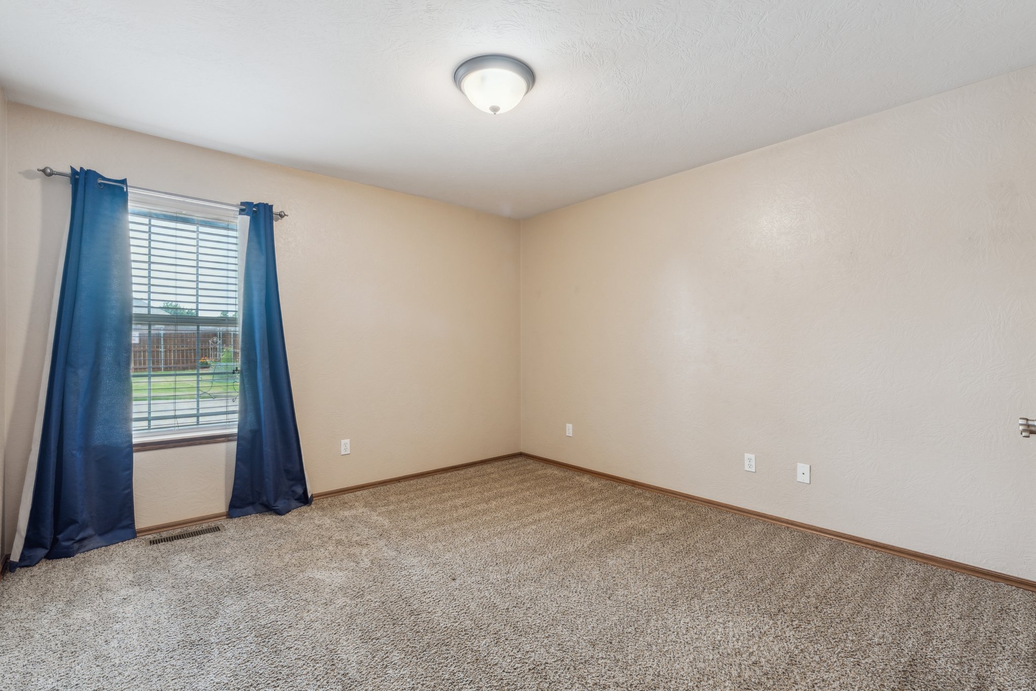 7904 Austrian Ln_032.jpg