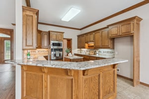 7904 Austrian Ln_014.jpg