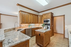 7904 Austrian Ln_016.jpg