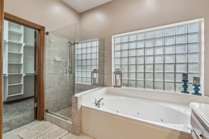 7904 Austrian Ln_029.jpg