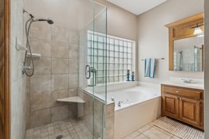 7904 Austrian Ln_030.jpg