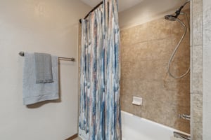 7904 Austrian Ln_038.jpg