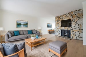 _CK10366 virtually staged.jpeg