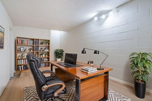 _CK10407 virtually staged.jpeg