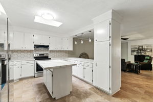  Photo 15