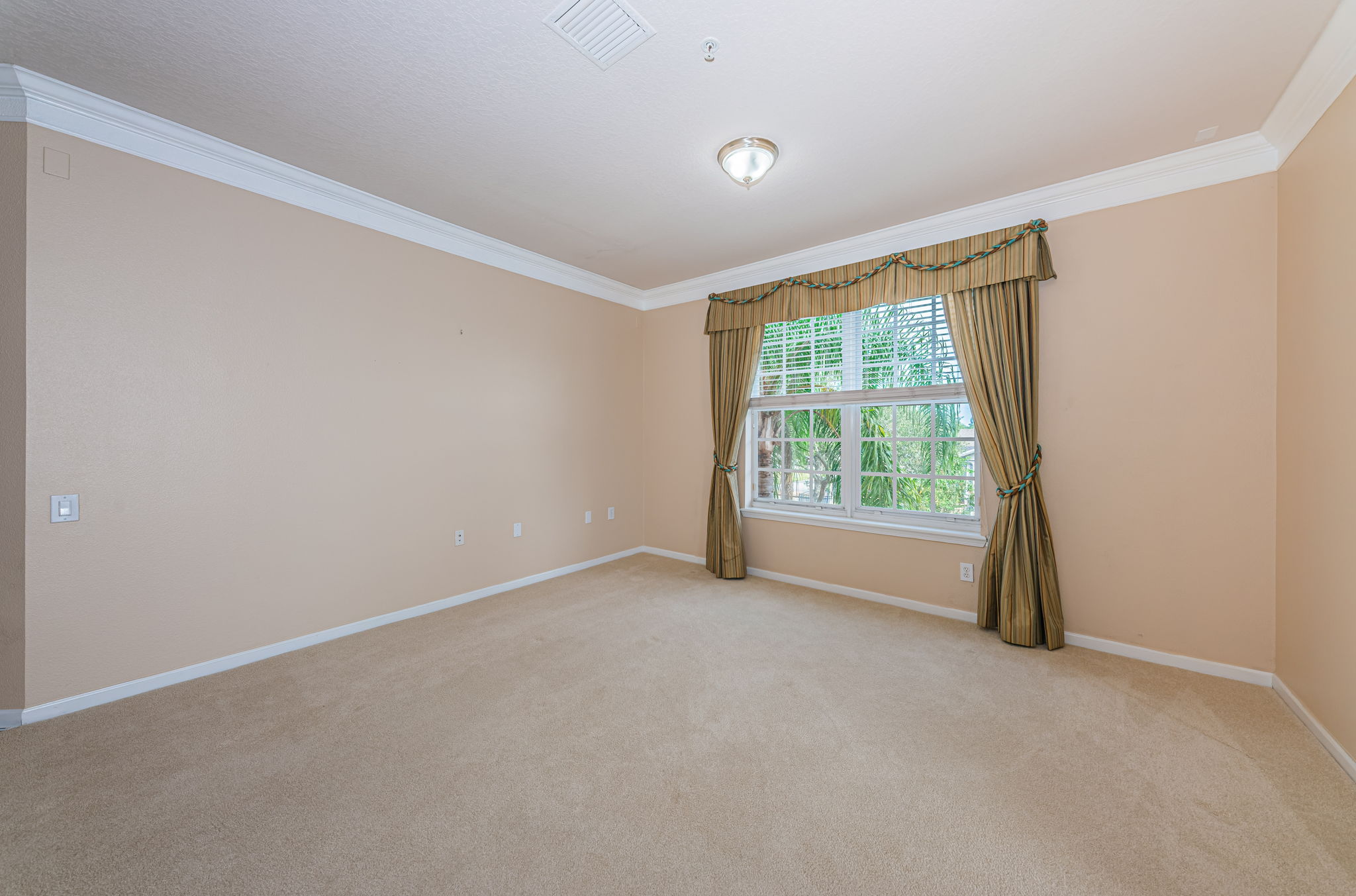 Great Room 4