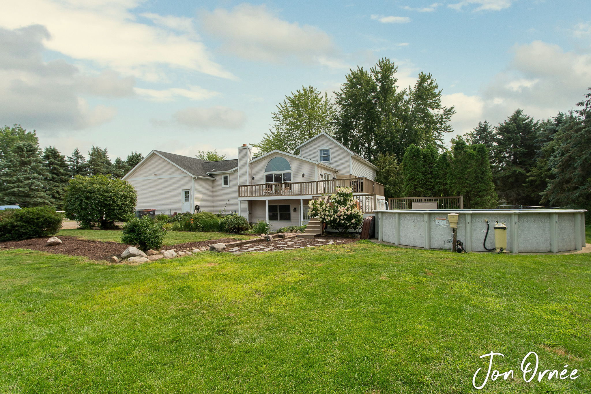 7907 Fillmore St, Allendale Charter Township, MI 49401