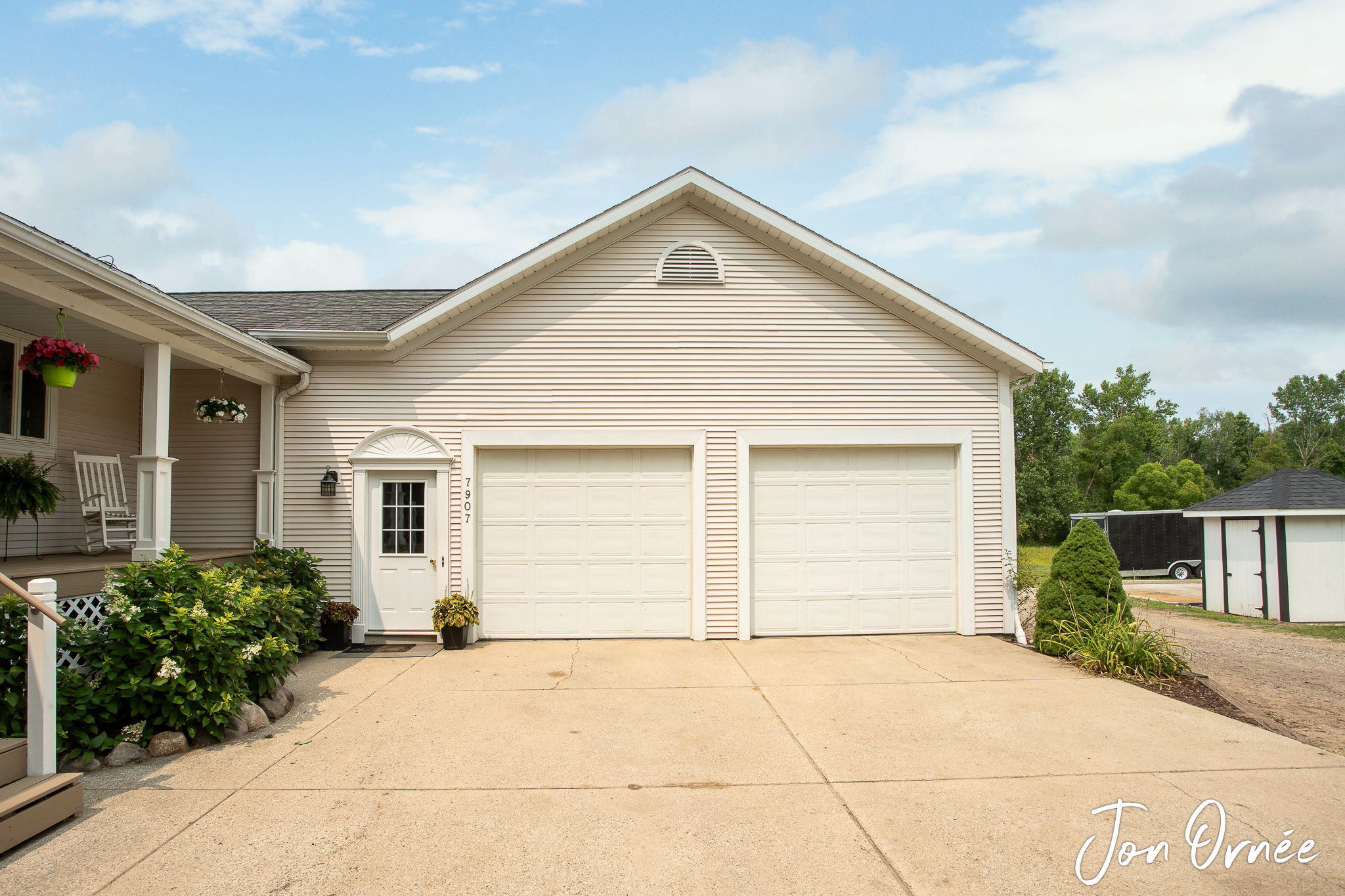 7907 Fillmore St, Allendale Charter Township, MI 49401