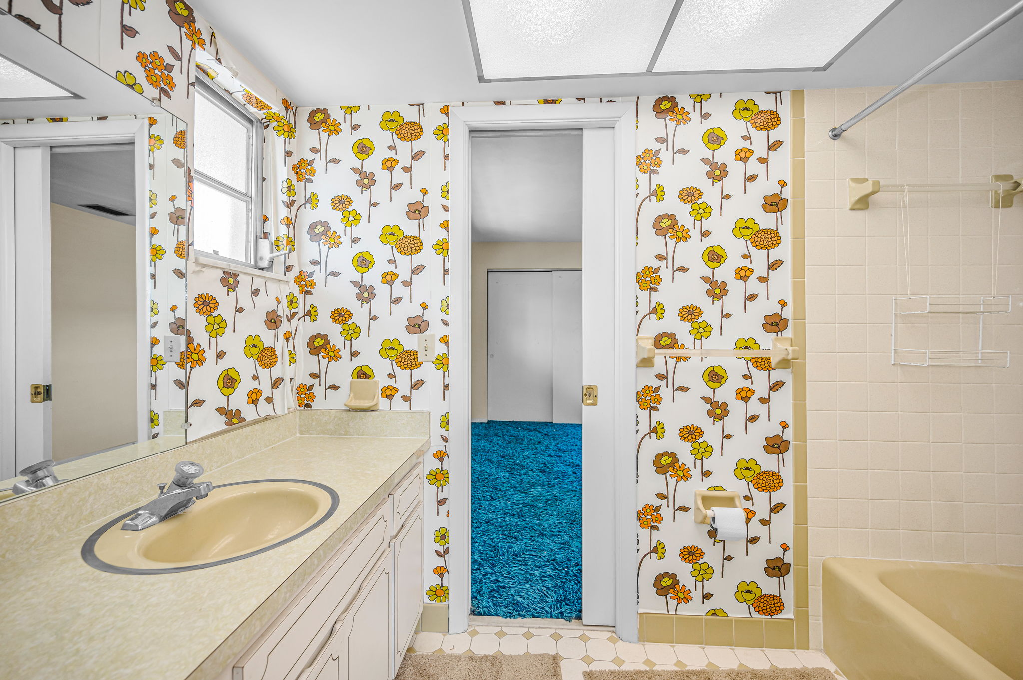 Jack n Jill Bathroom2a