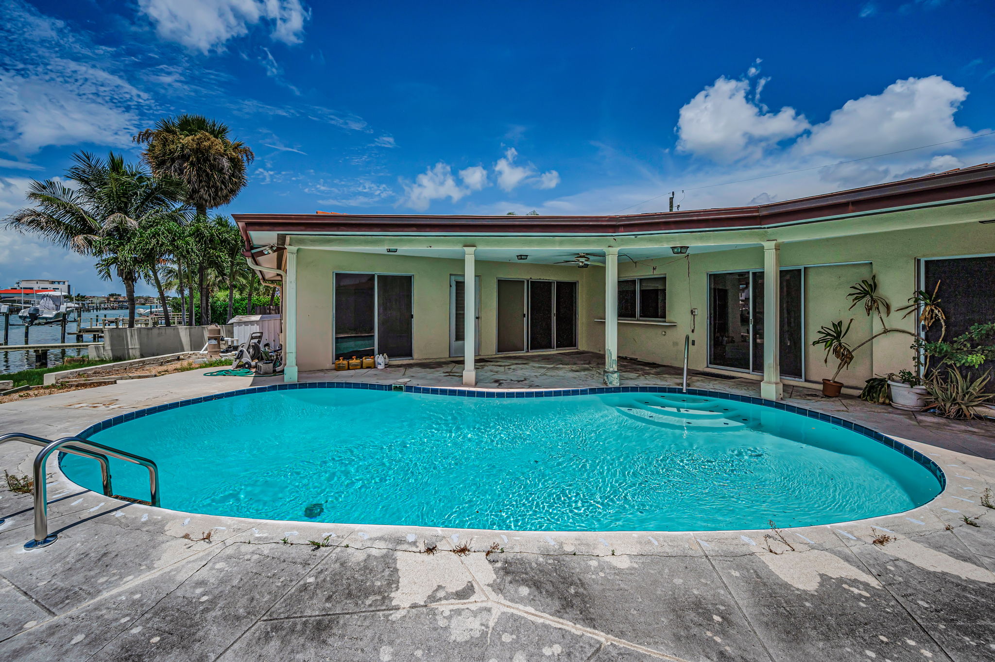 Pool2