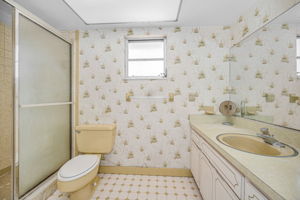 Primary Bathroom1b