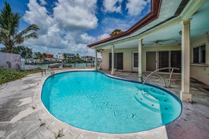 Pool1