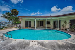 Pool2