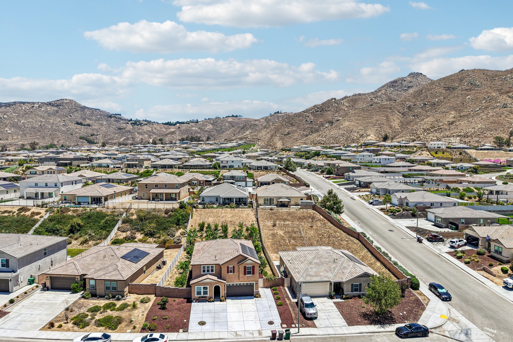 Zona Ct-S1006-049.jpg