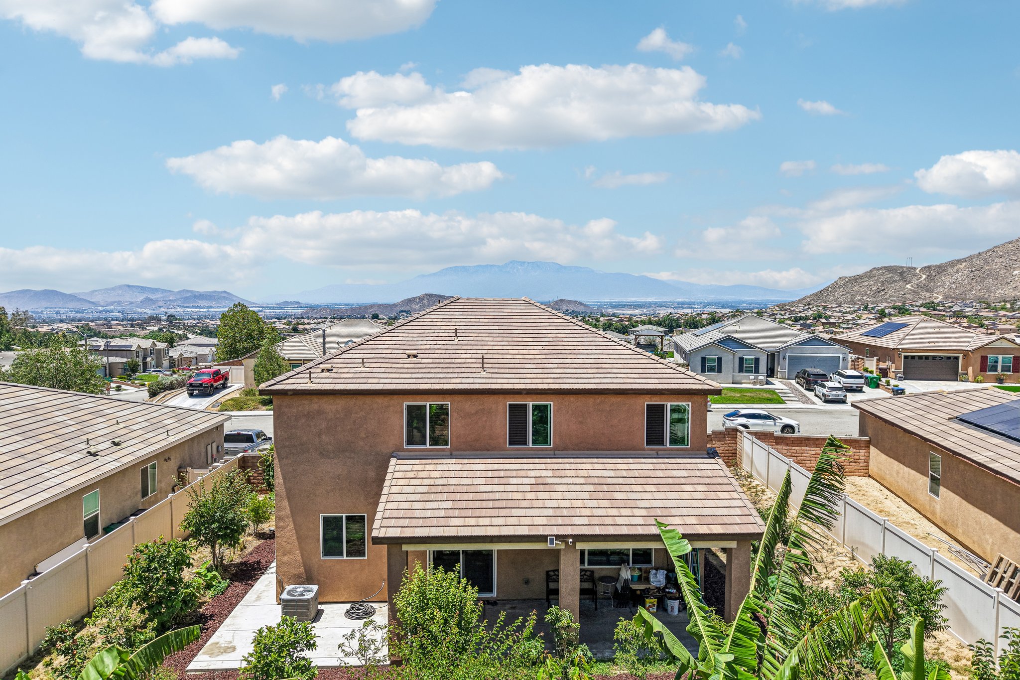 Zona Ct-S1006-053.jpg