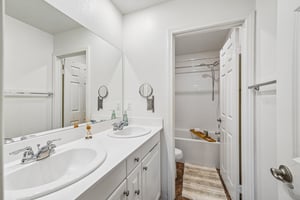Zona Ct-S1006-031.jpg