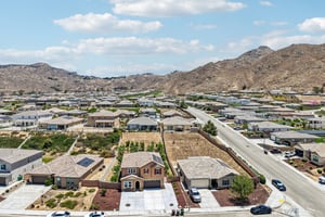 Zona Ct-S1006-049.jpg