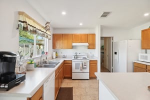 Emerald Elm-018.jpg
