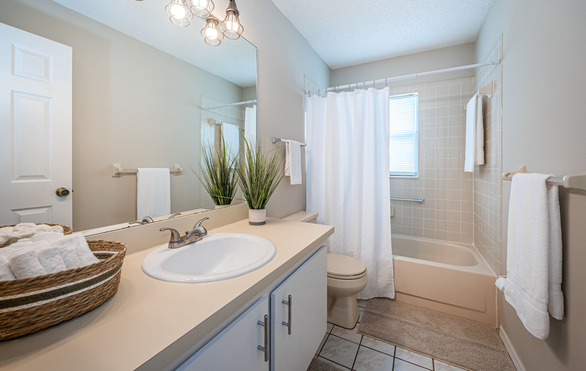 Bathroom2
