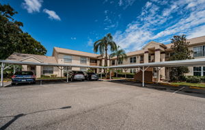 Front Exterior4