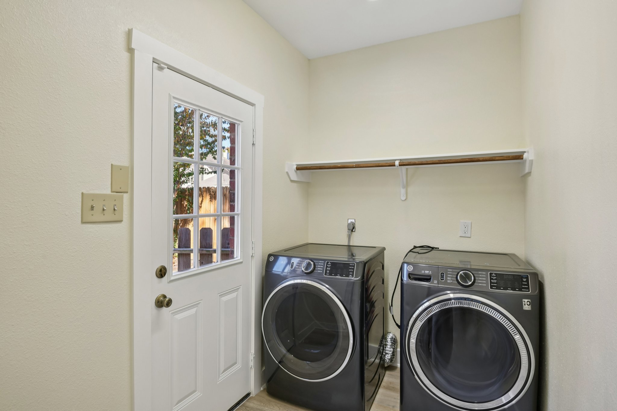 Millbrook Dr-S2012-019.jpg