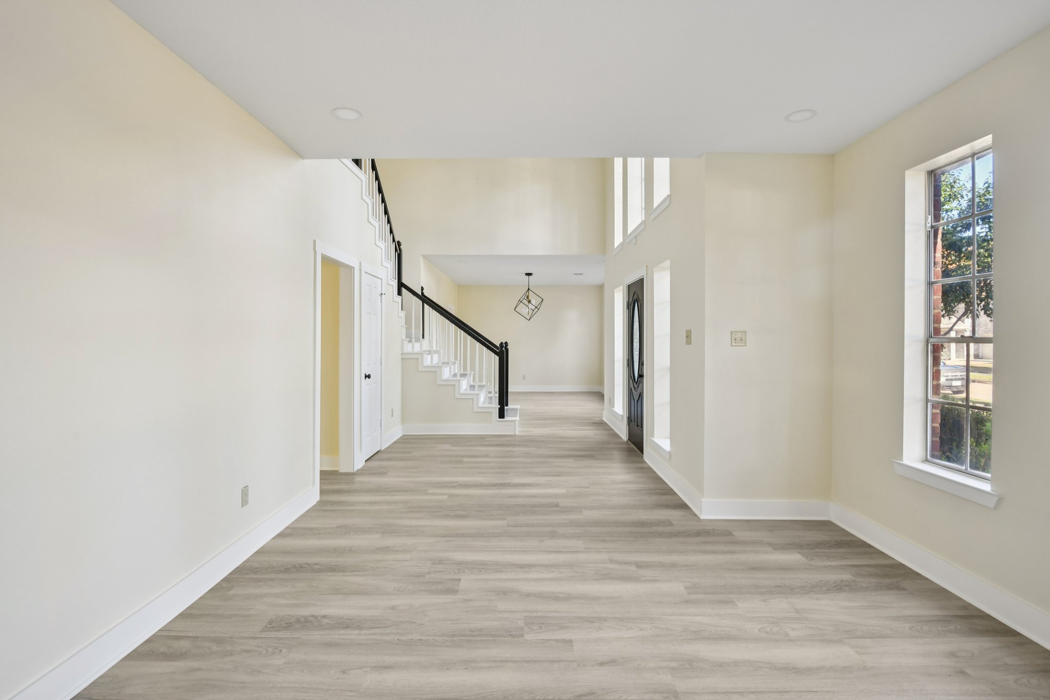 Millbrook Dr-S2012-027.jpg