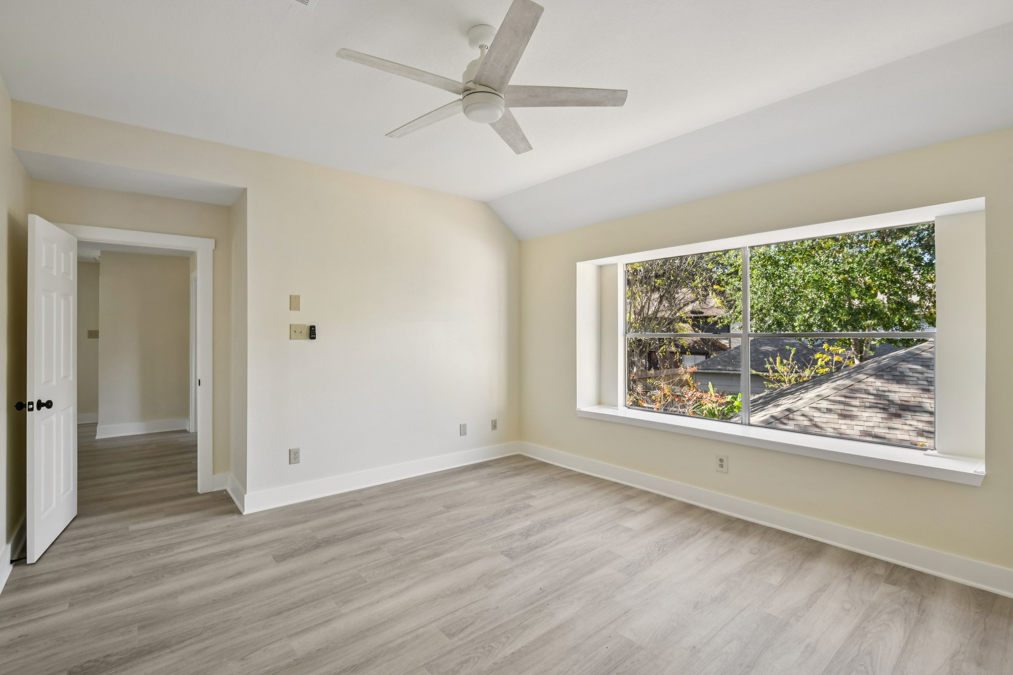 Millbrook Dr-S2012-033.jpg