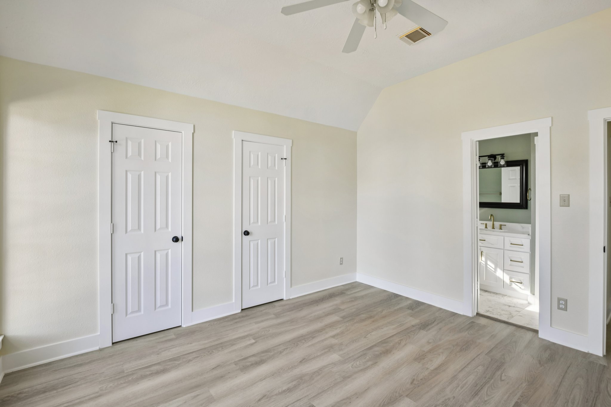 Millbrook Dr-S2012-047.jpg