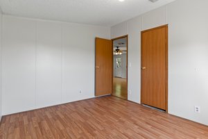  Photo 37