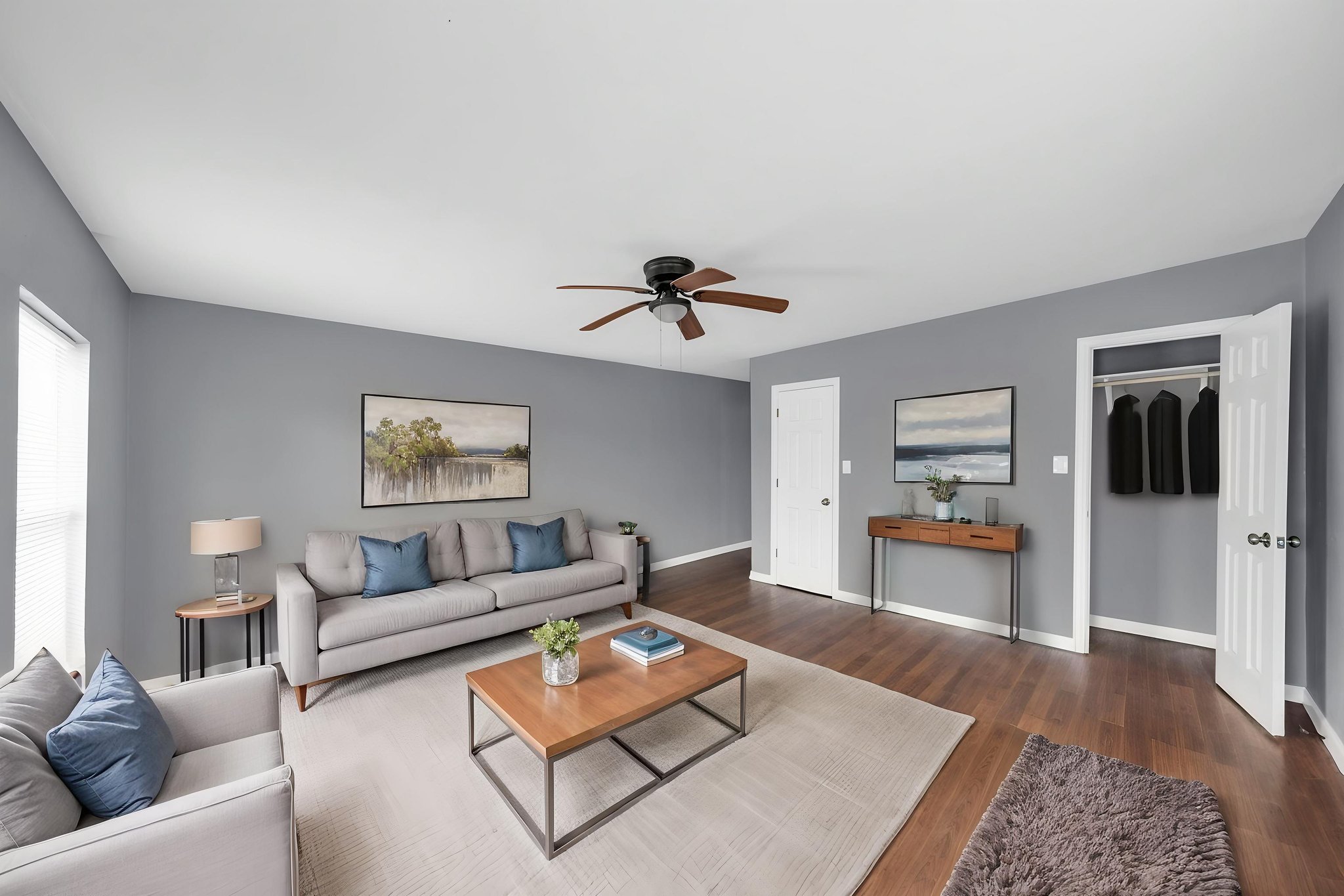 AR700031 virtually staged.jpeg