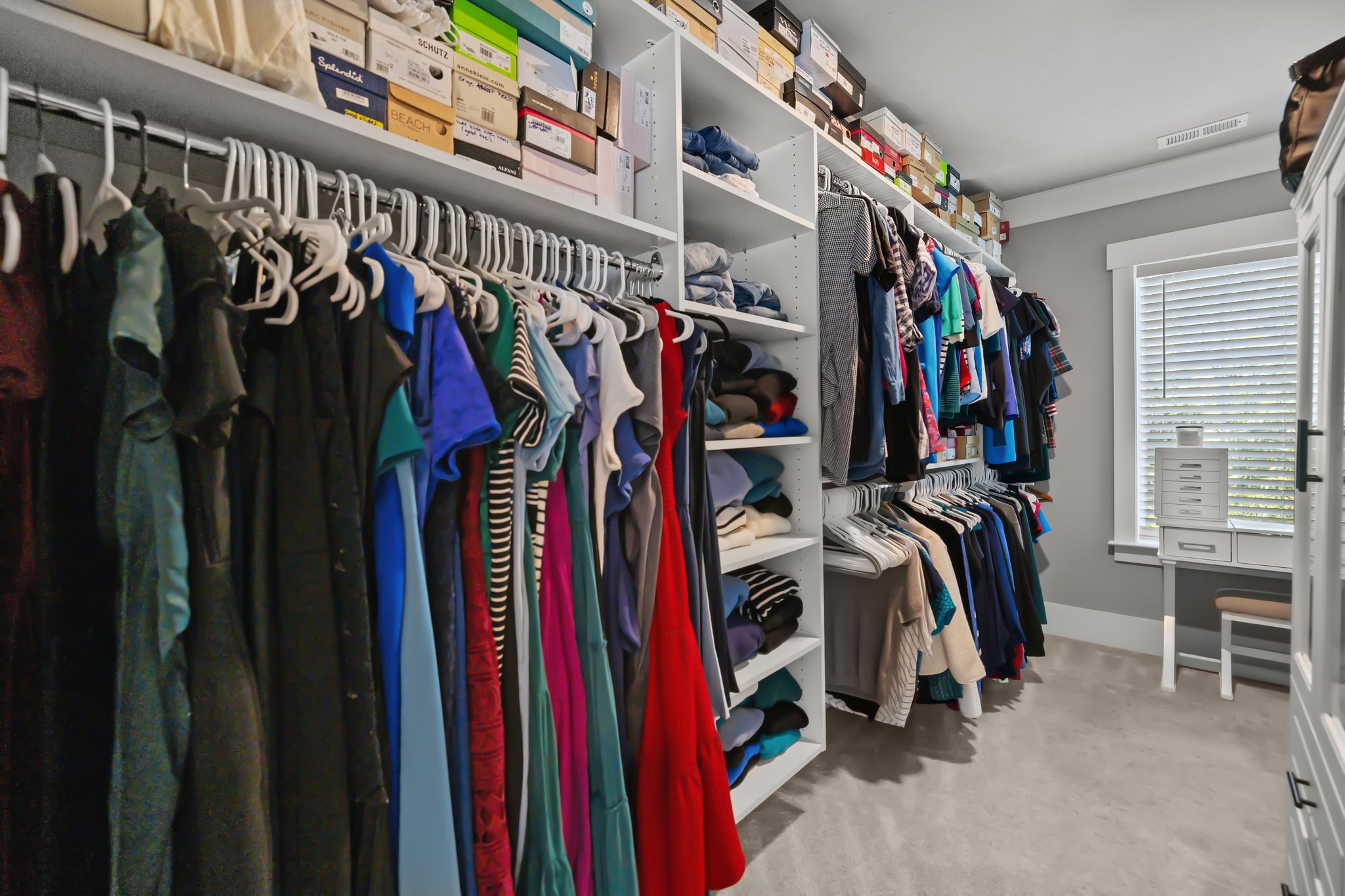 Customized Closet