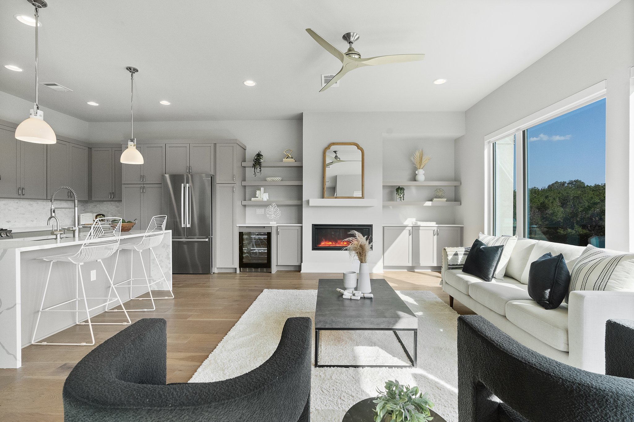 Eat in Kitchen seating on the Island