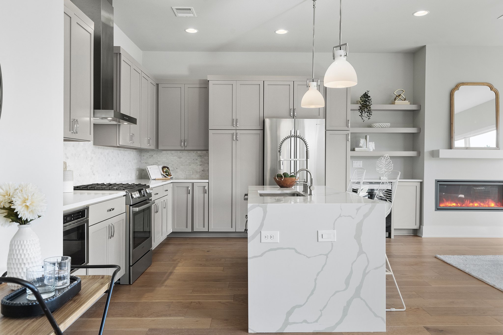 Waterfall island in gorgeous Calcutta Quartz