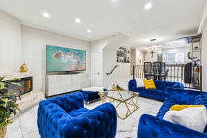 N Mollison Ave 9-S1501-007.jpg