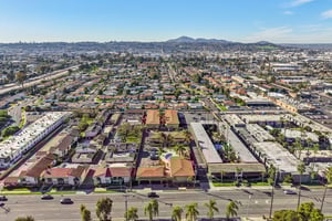 N Mollison Ave 9-S1501-042.jpg