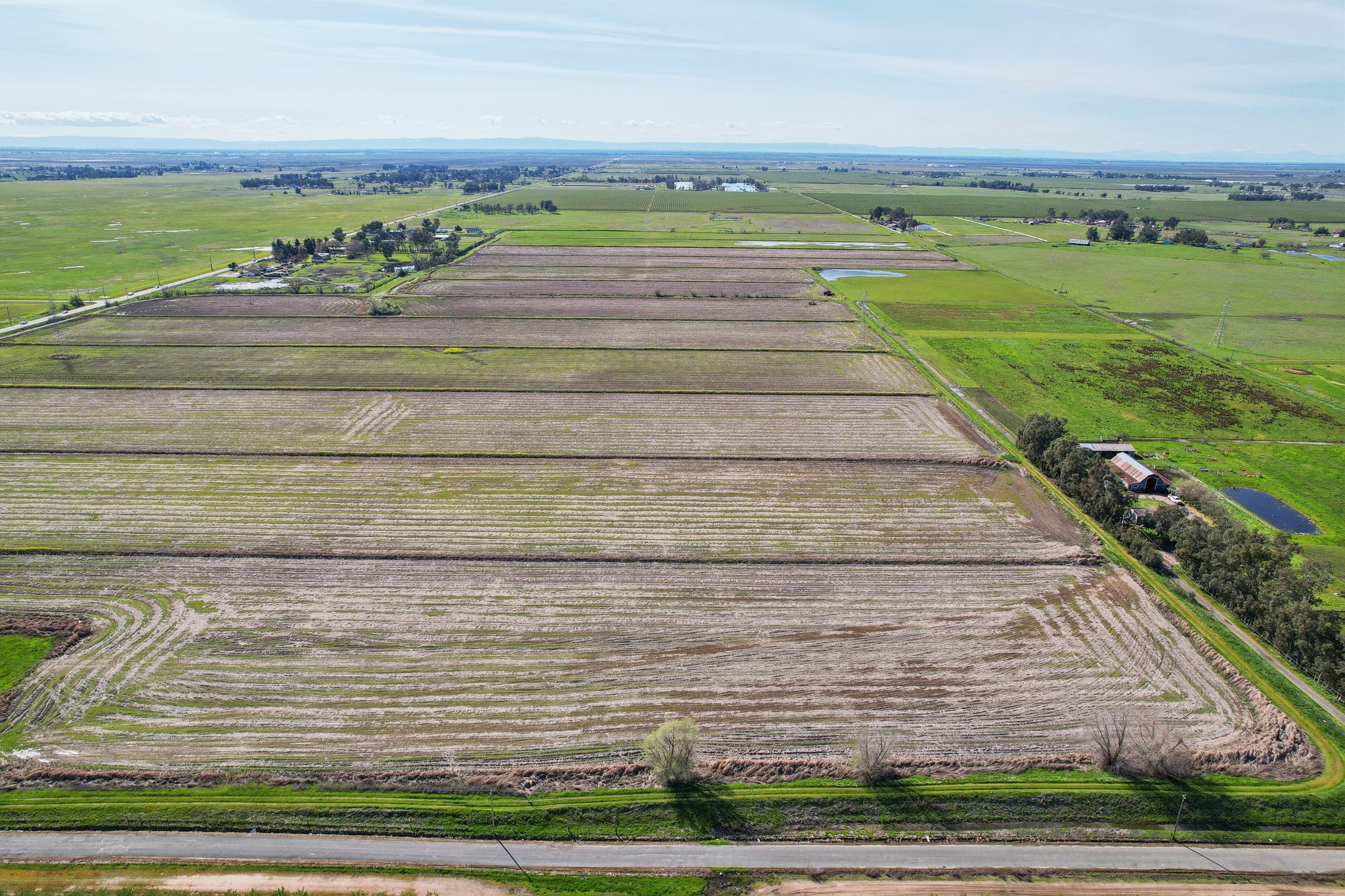 Country Acres Ln-016.jpg