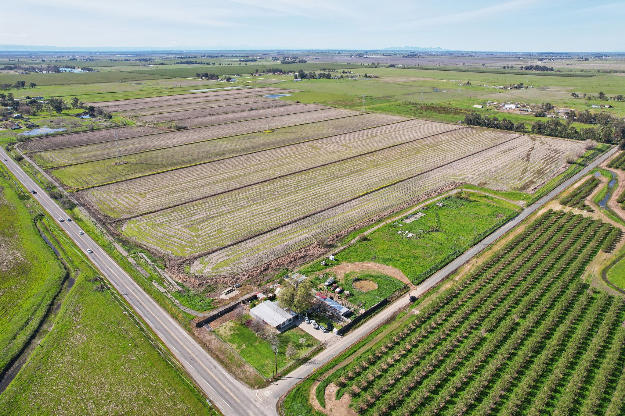 Country Acres Ln-018.jpg