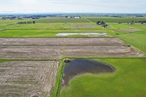 Country Acres Ln-012.jpg