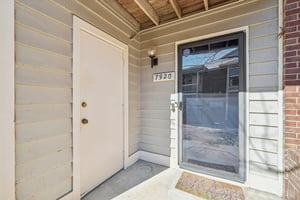 188750-191185 - 7920 Greenside Ct, Charlotte, NC 28277-S1702-002.jpg