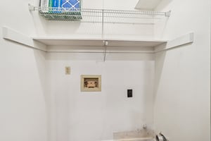 188750-191185 - 7920 Greenside Ct, Charlotte, NC 28277-S1702-018.jpg