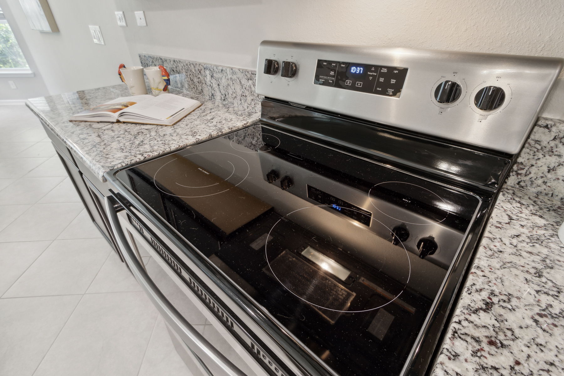 Appliances look brand new in this gently used home ...